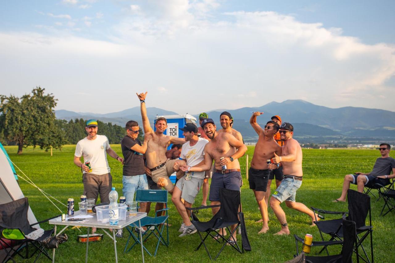 Easy Camping Belgium Stavelot Bagian luar foto